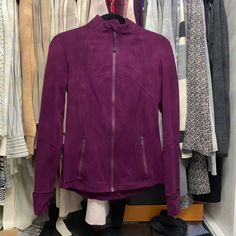 Nwot Size 6 Dark Cranberry Purple Color Purple Sports Outerwear For Fall, Winter Workout Purple Outerwear, Purple Winter Workout Outerwear, Winter Workout Outerwear In Purple, Lululemon Define, Lululemon Define Jacket, Define Jacket, Purple Color, Color Purple