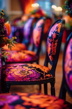 Discover spooky-chic Halloween dining chairs that blend elegance and comfort for your Halloween decor. This image showcases stylish themed chairs ready to elevate your festive dining experience.