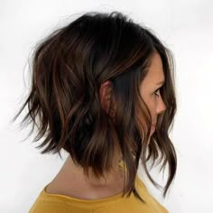 Angled Tousled Bob Hairstyle Medium Inverted Bob, Straight Bob Haircut, Front Pieces, Best Bob Haircuts, Tousled Bob