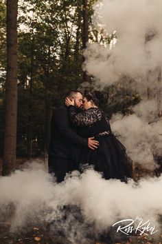 Halloween gothic wedding portraits with smoke bomb Gothic Fall Wedding, Wedding Gothic, Dark Wedding Theme, Alternative Wedding Photography, Halloween Gothic, Dark Wedding, Engagement Inspo, Moody Wedding, Gothic Halloween