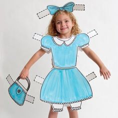 Paper Doll Costume Diy Carnaval, Halloween Costumes Kids Homemade, Costumes Faciles, Diy Fantasia, Paper Doll Costume, Paper Doll Craft, Doll Halloween Costume, Diy Tutu, Diy Halloween Costumes For Kids