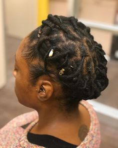 Kid Locs, Dread Updos, Style Locs, Loc Updos, Dreadlock Rasta, Short Dreadlocks Styles, Dreads Styles For Women, Loc Updo, Dreads Hairstyles