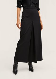 Flared long skirt Flare Maxi Skirt, Mode Kimono, Dressy Casual Outfits, Maxi Rok, Long Skirts For Women, Black Skirt, Skirt Outfits