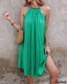 Olivia Mark - Sleeveless Halter Neck Pleated Dress for Casual Wear Chic Green Sleeveless Halter Dress, Pleated Halter Dress For Beach In Summer, Pleated Halter Dress For Summer Beach, Green Halter Neck Sleeveless Dress For Spring, Summer Beach Pleated Halter Dress, Summer Pleated Halter Dress For The Beach, Chic Pleated Sleeveless Dress For Beach, Sleeveless Pleated Sundress For Day Out, Pleated Sleeveless Halter Dress For Spring