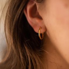 Gold Hoop Earrings Aesthetic, Hoop Earrings Aesthetic, Thick Gold Hoop Earrings, Thick Gold Hoops, Chunky Gold Hoop Earrings, 14k Gold Hoop Earrings, Circle Jewelry, Medium Hoop Earrings