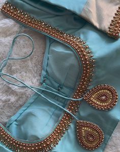 New Aari Work Blouse Designs 2023, Arri Work Blouse Designs Wedding, Ariwork Blouse Design Latest, Heavy Bridal Aari Work Blouse Design, Blose Hands Designs Latest, Ariwork Blouse Designs, Aari Blouse Designs Latest Simple, Aari Beads Work Blouse, Aari Work Back Neck Designs