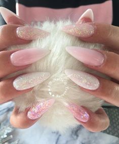 Pink Ice Nails, Summer Nails Square, Nail Art Designs 2023, Summer Nails Designs, Summer Nails Ideas, Unghie Sfumate, Gel Toe Nails, Pink Glitter Nails, Beauty Nails Design