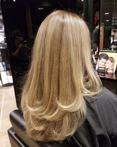 Voluminous Hairstyle Hoco Blowout, Ladybug Redesign, Wedding Courthouse, Emma Ross, Blonde Hair Inspiration, Blowout Hair, Blonde Hair Looks, Haircuts Straight Hair