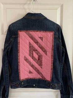 Trendy Patchwork Denim Jacket, Spring Denim Jacket, Relaxed Fit With Patchwork, Luxury Patchwork Denim Jacket With Long Sleeves, Quilt Fashion, Luxury Patchwork Denim Jacket, Luxury Long Sleeve Patchwork Denim Jacket, Trevor Project, Patchwork Denim Jacket, Quilted Patchwork