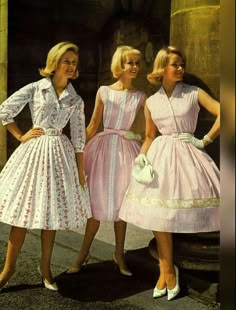 Early 60s Fashion, Early 1960s Fashion, 60s Vintage Fashion, 60’s Fashion, Roll Dress, Fashion Decades, 60s 70s Fashion, Fifties Fashion, British Summer