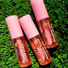 [Premium Quality Organic Beauty Products & Makeup Online]-Fierce Beaute' Strawberry Lip Gloss, Fruity Scents, Lips Essentials, Lip Gloss Cosmetics, Tropical Fruits, Lip Mask, Your Lips, Lip Pencil, Lip Scrub