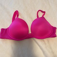 Ictoria’s Secret Very Sexy Push Up Bra Hot Pink 32b. Nwt Padded Push Up Bra In A Beautiful Hot Pink Color. Underwire Hot Pink Bra, Hot Pink Color, Pink Bra, Push Up Bra, Victoria's Secret Pink, Secret Pink, Women's Intimates, Victoria’s Secret, Push Up