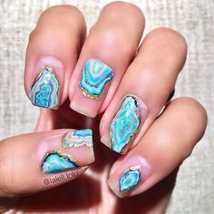 The Geode Effect Nail Varnish Summer Trends Multicoloured Gem Inspired Bright Blue And Gold Nail Varnish Patterning With Nude Pink Base Geode Nails, Nail Art Photos, Water Nails, Marble Nail Designs, Marble Nail, Marble Nail Art, Nail Envy, Marble Nails, Cool Nail Art