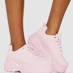 New In The Box Dolls Kill Bubblegum Platform Sneakers. Size 10 Jelly Pop Shoes Sneakers, High Platform Sneakers, Fluffy Heels, Heart Platforms, Chunky Platform Sneakers, Platform Creepers, Dolls Kill Shoes, Kawaii Shoes, Sneakers Pink