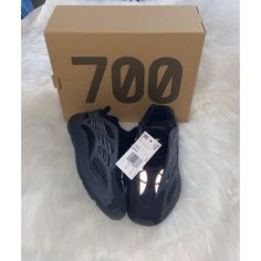 New In Box Authentic Size 3 Youth (Big Kids) Adidas Original Yeezy 700 V3 Alvah Black/Grey Glow In The Dark Plus Reflective Details February 2020 Release Yeezy Kids 4 Size, Yezzy Shoes Women Stadium Goods, Ezzy Shoes, Ezy Shoes, Yeezy 700 V3 Alvah, Adidas Yeezy 700 V3, Adidas Yeezy 700, Drip Fits, Yeezy 700