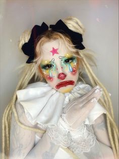 Clown Tears Makeup, 90s Clown Makeup, Cute Halloween Clown Makeup, Clowncore Makeup Looks, Pretty Clown Makeup Halloween, Clown Skull Makeup, Creepy Cute Clown Makeup, Creepy Clown Face Paint