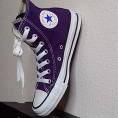 GIRLS - CONVERSE ALL STAR SNEAKERS - PURPLE Dark Purple Converse, All Star Aesthetic, All Star Cano Alto, Tds 2, Sneakers Purple, Purple Converse, All Star Sneakers, Girls Converse, New Converse