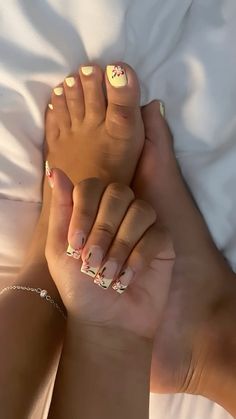 inspo: addiisnails Classy Art, Pretty Toe Nails