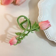 Description:Chic Colorful Tulip Claw Hair Clip Specification:Metals Type: Alloy Metal, EnamelWeight: 45 g/pcSize: 11.8 cm * 5.7 cmColor: Pink Add a pop of color to your hair with our Chic Colorful Tulip Claw Hair Clip! This playful accessory not only holds your hair in place, but also adds a touch of quirkiness to any hairstyle. Say goodbye to boring hair clips and hello to a stylish and fun alternative. Claw Clip Video, Tulips Meaning, Claw Clip Hair, Claw Hair Clip, Boring Hair, Tulip Design, Claw Hair Clips, Enamel Bracelet, Claw Clips