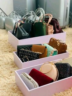 Purse Packing Ideas, Legging Shoes, Popsicle Stick Crafts House, Sling Bags Women, Jewelry Store Design