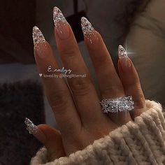 Ongles Bling Bling, Nails Bridal, Shiny Nails Designs, Long Almond Nails, Nails Bridesmaid, Nagellack Trends, Her Nails, Almond Nails Designs, Shiny Nails