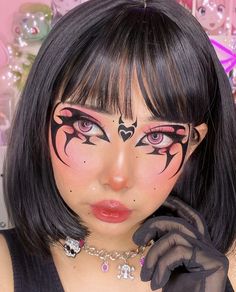 Egirl Eye Makeup, Queen Of Hearts Makeup, Halloween Makeup Inspiration, Youtube Makeup, Gothic Makeup, Creative Eye Makeup