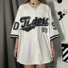 90s Classic Knitted Baseball Jersey – Queencloth Streetwear Korean, Hip Hop Shirts, Estilo Hip Hop, Oversized Blouse, Hip Hop Streetwear, Baseball Shirt, Button Up Blouse, Crop Top Blouse, Baseball Shirts