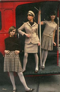 Mary Quant Fashion, Dandy Look, 70s Mode, Pattie Boyd, 1960s Outfits, 60s 70s Fashion, Fashion 1960s, Mary Quant, Three Women