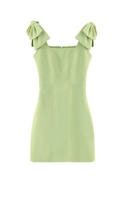 Refresh Your Look With This Lively Green Mini Dress Featuring a Chic Square Neckline & Bow Details. Discover Our New Collection of Party Styles With Free Shipping. Square Neck Dress Pattern, Mini Dresses Formal, Outfit Konser, Cute Homecoming Dresses, Exude Confidence, Elegant Outfits, Neck Bow, Green Mini Dress, Square Neck Dress