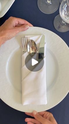 Manuela Mazzocco on Instagram: "✨Triple pocket fold napkin✨ Setting a beautiful table is an art form that goes beyond just placing dishes and utensils. It’s about creating an atmosphere that enhances the dining experience for both you and your guests.  You can easily add a touch of elegance to your table setting with this triple pocket fold - both sophisticated and practical Find this and several more napkin folds in my website. Link in profile. DM/comment for more  #napkinfold #tutorial #howto #napkin #tabledecor #holidaytable"