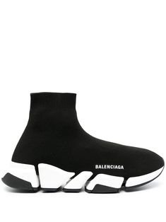 black/white cotton slip-on style sock-style ankle round toe logo print to the side segmented rubber sole Tenis Balenciaga, Balenciaga Sock Shoes, Balenciaga Fashion, Balenciaga Speed Trainer, Balenciaga Speed, Balenciaga Mens, Balenciaga Sneakers, Givenchy Women, Sock Sneakers