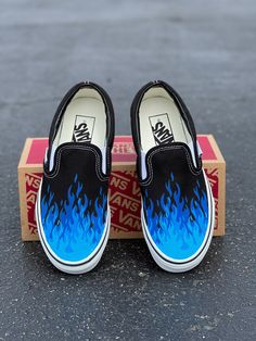 Painted Shoes For Men, Painted Vans Slip On, Flame Shoes, Leather Drawing, Unique Vans, Shoes Artwork, Spongebob Musical, Shoe Painting