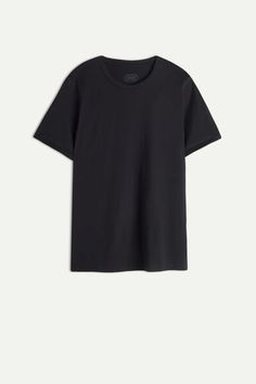 Short sleeve crewneck top in Superior cotton. It features an oversized fit. Shirts & Tops, Cotton Tops, Cotton Shorts, T Shirt Top, Tshirt Dress, Short Sleeves Tops, Short Sleeve Dresses, Shirt Dress, T-shirt