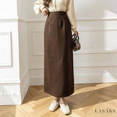 Lasaky - High-waist midi skirt for pear-shaped silhouette in winter collection Skirt For Winter, Midi Skirt Winter, Maxi Skirt Winter, Winter Maxi, High Waist Long Skirt, Body Skirt, Umbrella Skirt, High Waisted Maxi Skirt, Skirts Midi High Waisted