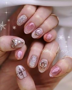 New Years Eve Nail Art, New Years Eve Nail, Tulip Nails, Nail Pink, Horror Nails, Nail Art Stripes, Holiday Nails Christmas