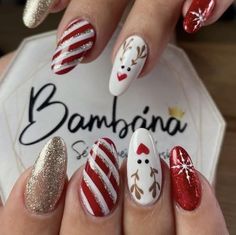 Cute Christmas Nails 2024, Red Xmas Nails Simple, Red Christmas Almond Nails, Red Xmas Nails Designs, Red Simple Christmas Nails, Red Christmas Nail Ideas, Christmas Cat Nails, Christmas Nail Art Designs Easy, Green Christmas Nails Almond