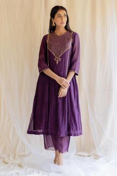 Shop for Nirjara Purple Chanderi Silk Kurta And Pant Set for Women Online at Aza Fashions Purple Indian Outfit, Ethnic Kurti, Indian Designer Suits, Desi Fashion Casual, Straight Fit Pants, Dress Neck Designs, Silk Kurta, New Address, Full Dress