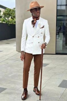 Grooms Men Suits, Black Mens Fashion Suits, Stylish Mens Suits, Dapper Mens Fashion, Classy Suits, Classy Outfits Men, Afrikaanse Mode, Dress Suits For Men, White Suit