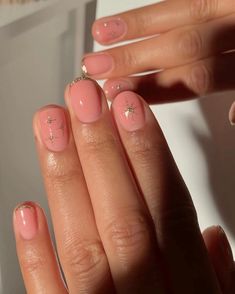 Short Round Nails Acrylic Design, Super Short Manicured Nails, Short Nail Designs Minimal Square, Natural Gel Manicure Short, Short Nail Ideas Acrylic Square Simple, Short Mail Inspire, Short Nail Designs Natural Nails, Short Gel Nail Designs Classy Simple, Super Short Gel Nails Natural