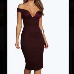 Boohoo Sweetheart Off Shoulder Bodycon Midi Dress In Berry Color Size Us 8 Brand New, Never Worn With Tags Bardot Dress, Boohoo Dresses, Bodycon Midi Dress, Victoria Secrets, Bodycon Fashion, Red Midi Dress, Midi Dress With Sleeves, Bodycon Midi, Midi Dress Bodycon