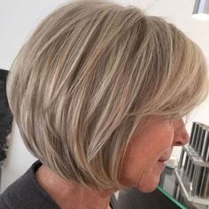 Dishwater Blonde, Bob Hairstyles 2018, Haircuts Women, Face Hairstyles, Layered Bob Haircuts, Hairstyles And Haircuts, Modern Haircuts, Layered Bob Hairstyles