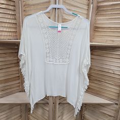 * Top Seller And Top Rated Seller, 5.0 Rating * Poshmark Ambassador Ii Achieved * Same Day Shipping * Smoke-Free And Pet Free Home Top Seller, No Boundaries, Top Rated, Boundaries, White Color, Color White, Womens Tops, Pet, Women Shopping