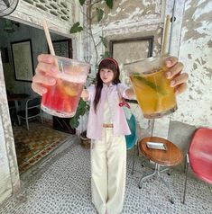 (not mine) #bummer ⭐️🦈 Cafe Pose, Raining Sound, Study Together, South Korea Fashion, Study With Me, Friend Pictures Poses, Instagram Creative Ideas, Winter Photoshoot