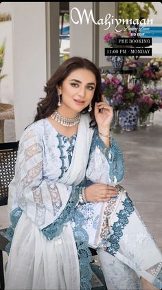 Zainab Shabbir, Yumna Zaidi, Frozen Pictures, Pakistani Actors, Boutique Dress Designs, Boutique Dress, Dress Designs