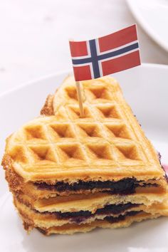 Waffles are a popular snack in Norway, both on hiking trips and at home. Norwegian Lifestyle, Norwegian Waffles, How To Make Waffles, Waffle Irons, Hiking Trips, Scandinavian Food, White Cheese, Popular Snacks, Belgian Waffles