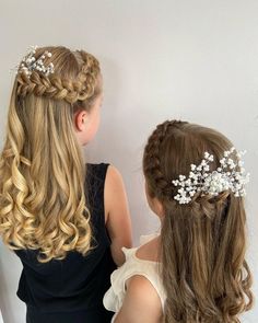 First Communion Hairstyles Curly Hair, Toddler Half Up Half Down Braids, First Communion Hairstyles With Veil, Y2k Short Hair, Y2k Long Hair, Y2k Curly Hair, Xmas Hairstyles, Xv Hair, Hairstyles For Children