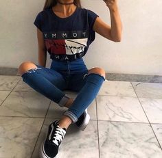 Find More at => http://feedproxy.google.com/~r/amazingoutfits/~3/Snt2zF9PtqE/AmazingOutfits.page Vans Outfit, Smink Inspiration, Tumblr Outfits, Teenager Outfits, Outfit Goals, School Outfit