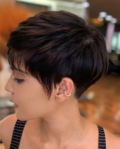 cool short hair braids Wedge Haircut, Pixie Crop, Wedge Hairstyles, Hug Quotes, Bob Hairstyles For Thick, Short Hair Pixie Cuts, Pixie Haircut For Thick Hair, Choppy Hair, Short Hairstyles For Thick Hair