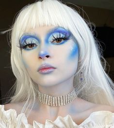 Rudolf Makeup, Mythical Makeup, Ice Makeup, Eyeliner Style, Halloweenský Makeup, Makeup Artistic, Snow Monster, Beauty Spells, Christmas Cosplay