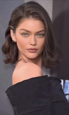 Loose Curls Short Length Hair, Middle Part With Widows Peak, Black Tie Hairstyles For Short Hair, Formal Hairstyles For Short Hair Wedding, Off Center Part, Elegant Short Hair, Short Wedding Hair, Fluffy Hair, Formal Hairstyles